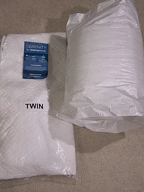 New Serenity by Tempur Pedic 3” Memory Foam Mattress Topper Hypoallergenic TWIN