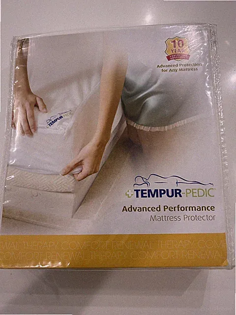 NEW! TEMPUR-PEDIC Advanced Performance Mattress Protector - Twin